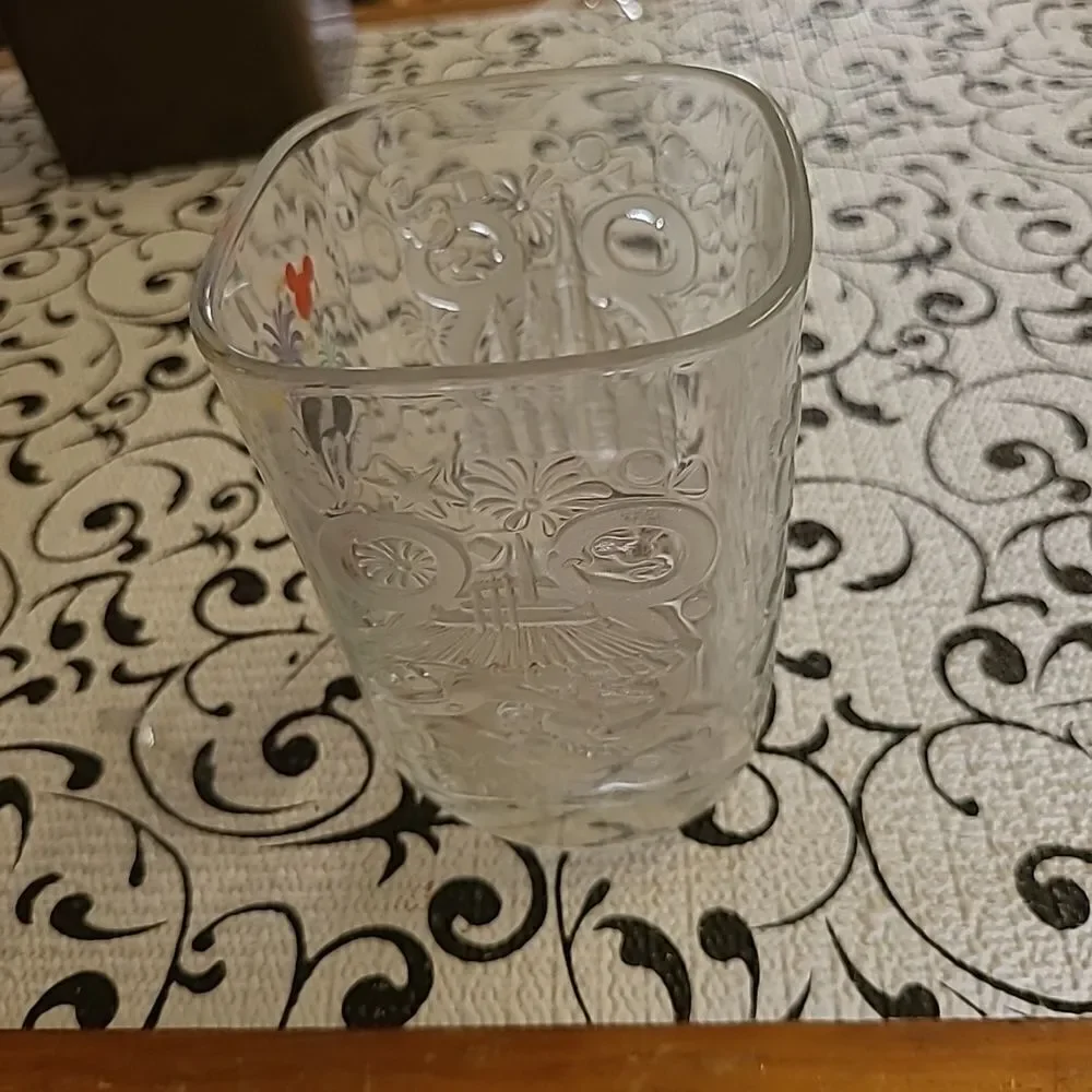 2000 Walt Diney World McDonald's Glass